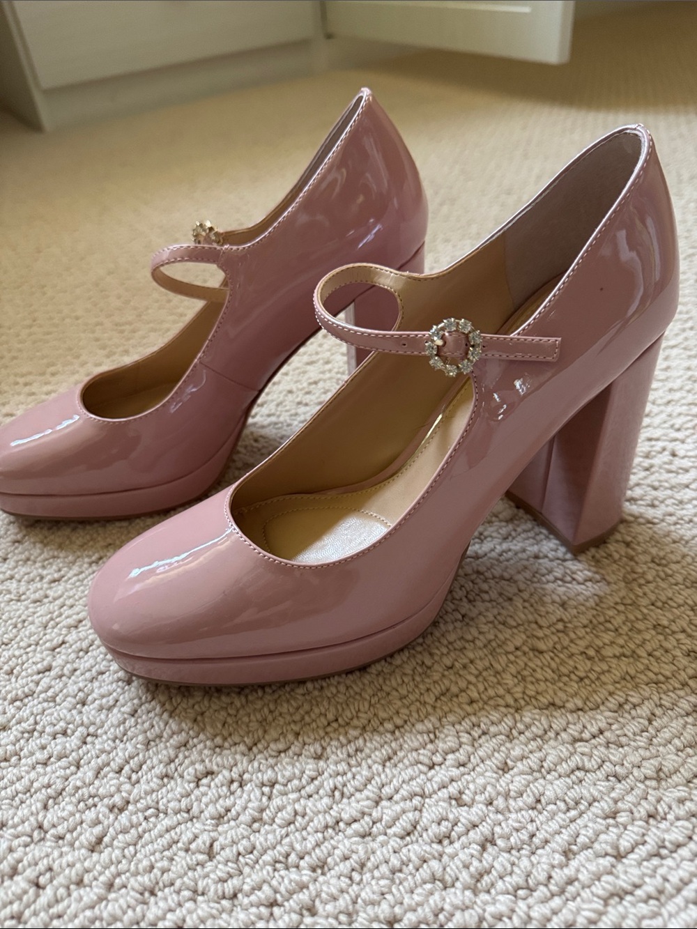 Jewel Badgley Mischka Pink Patent Mary Jane Platform Block Heels
